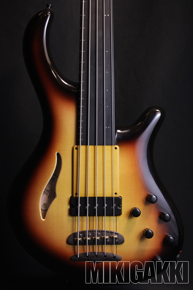 Mayones - Patriot MR Fretless